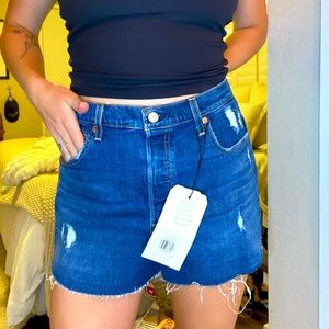 High waisted Levi’s jean shorts